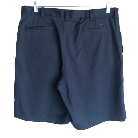Pleated golf shorts online